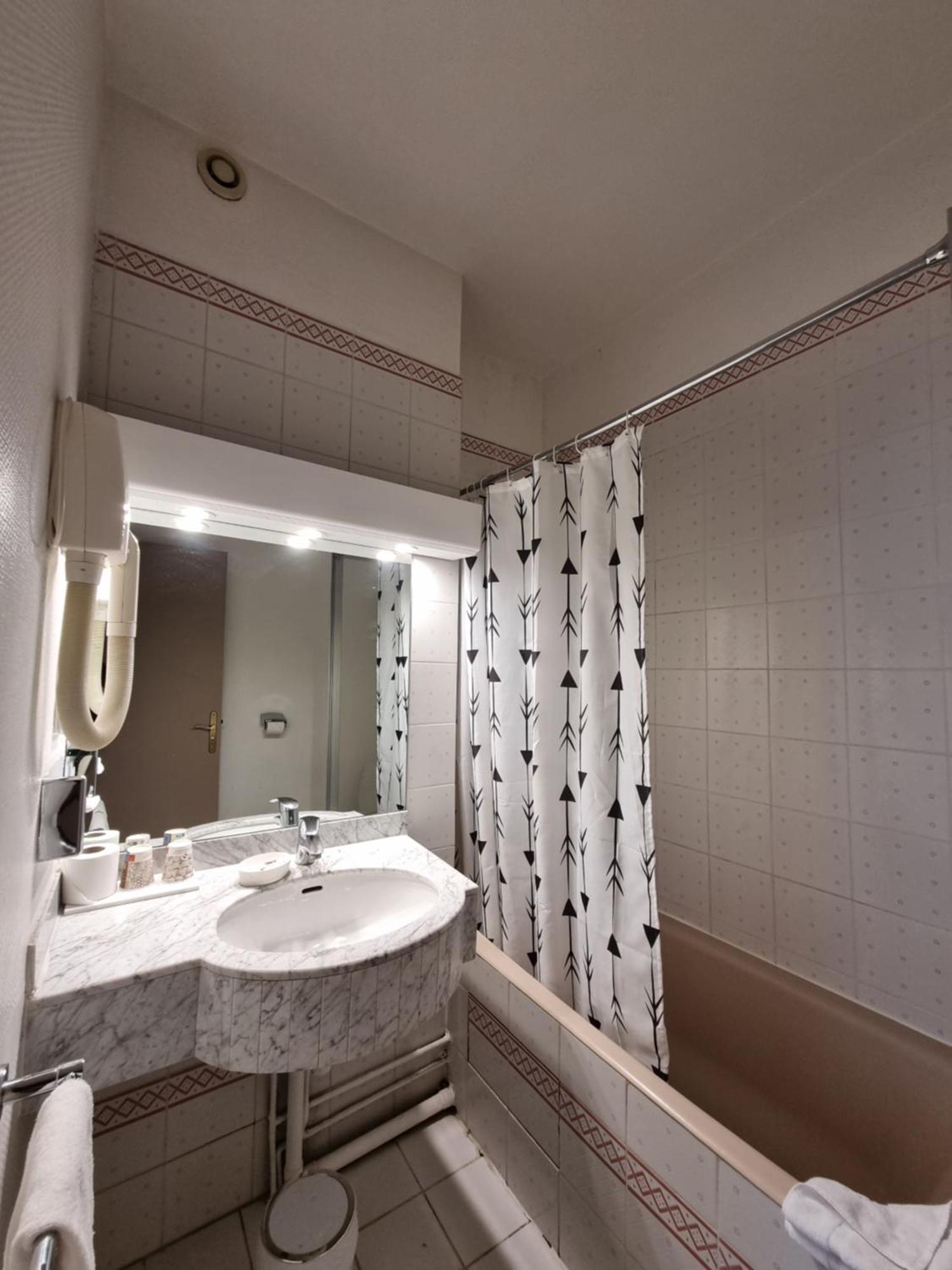 Hotel France Eiffel Parigi