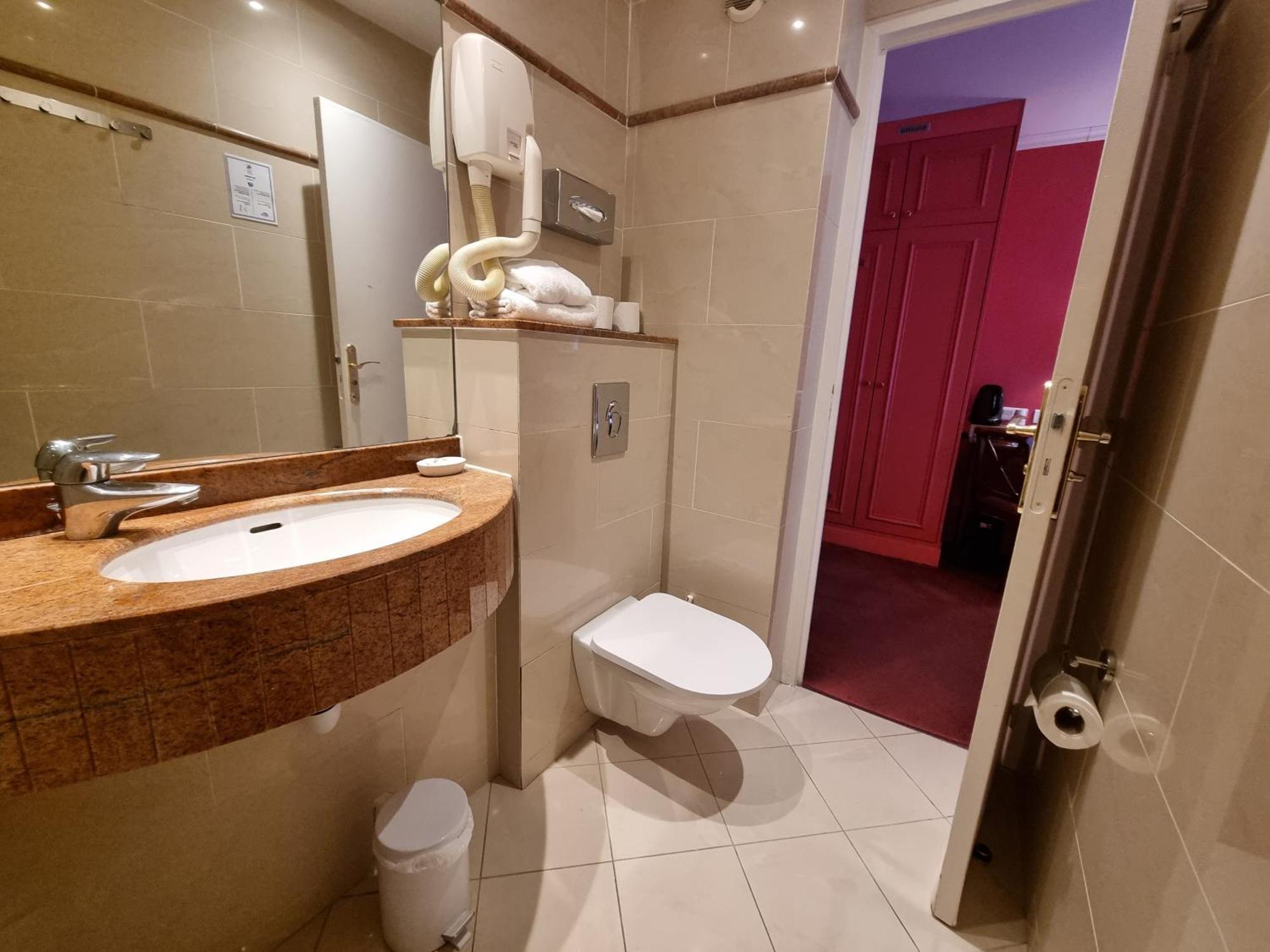 France Eiffel 3* Parigi