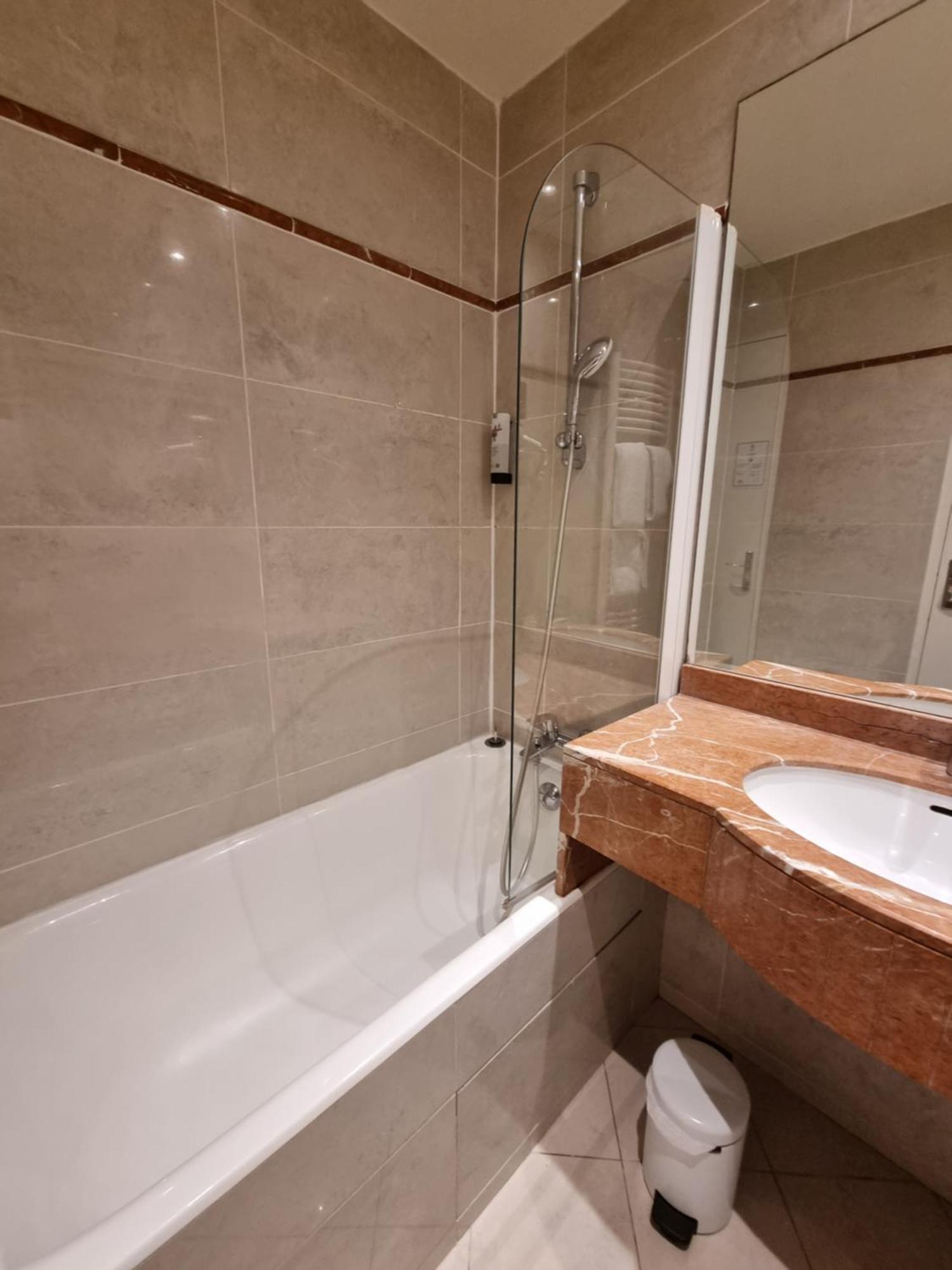 Hotel France Eiffel 3*